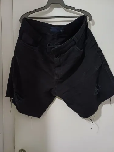 Bermuda masculina preta