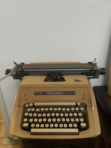 Máquina de Escrever Remington Sperry Rand