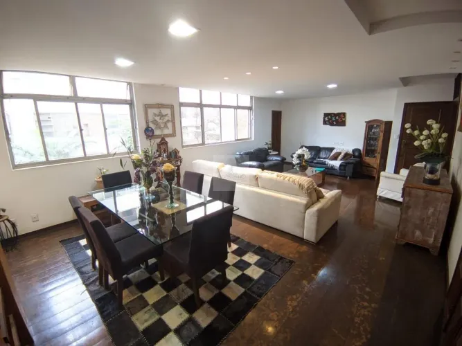 Imperdível oportunidade de investimento: Apartamento de luxo com 4 quartos e 200m² no Sant