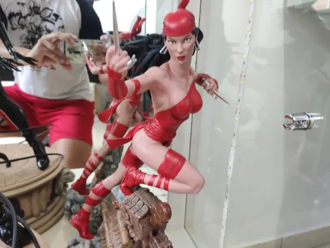 Elektra Comiquette Sideshow