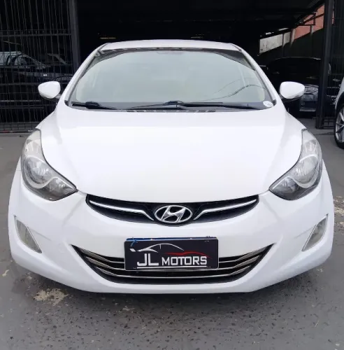 Hyundai Elantra GLS 1.8 16V Aut. 2013