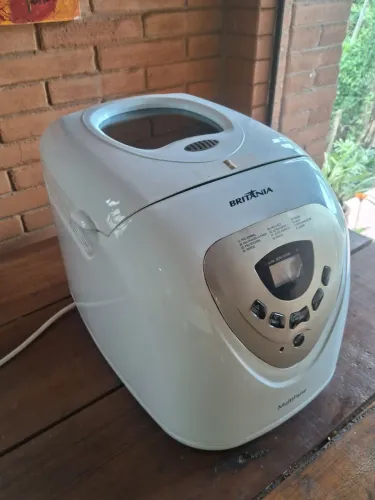 Panificadora automática 12 programasMultipane Britânia SEMI-NOVA