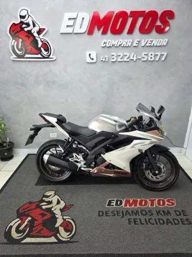 YAMAHA YZF R-15 ABS 2026