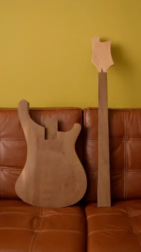 Corpo e braço pré cortados baixo modelo Rickenbacker imbuia (RK263)