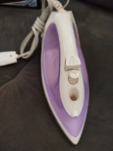 Ferro de passar a vapor