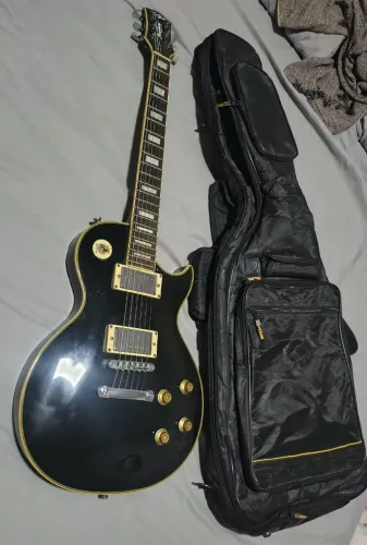 Guitarra les paul Strinberg