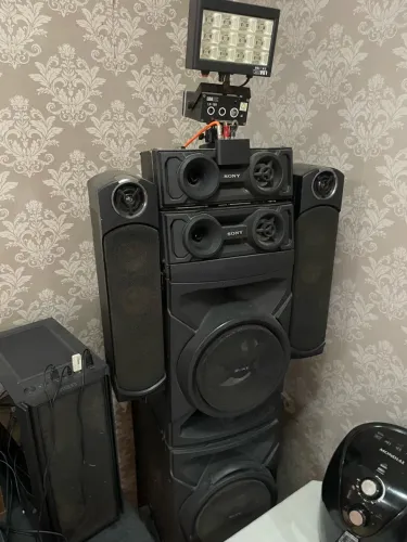 Som