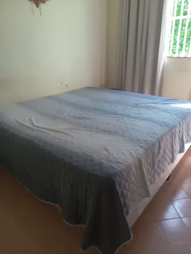 Vendo cama box king molas ensacada usada