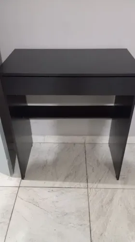 Escrivaninha e penteadeira