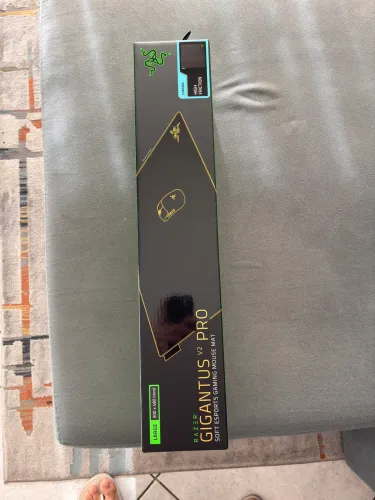 Mousepad Razer Gigantus V2 Pro Control NOVO
