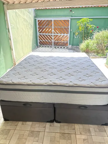 Cama Queen Box Baú