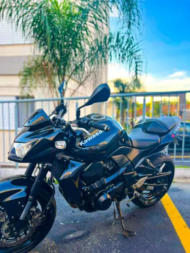 Z750 top 