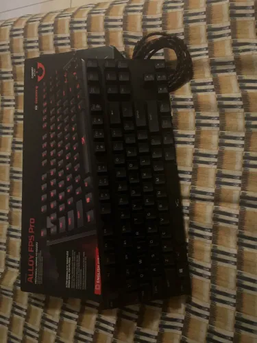 Teclado hyperx alloy fps pro