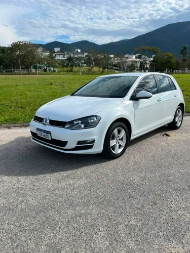 Volkswagen Golf Comfortline 1.4 TSI 140cv Mec. 2015