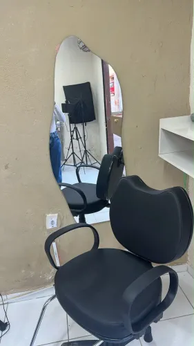 Cadeira de salão + Espelho