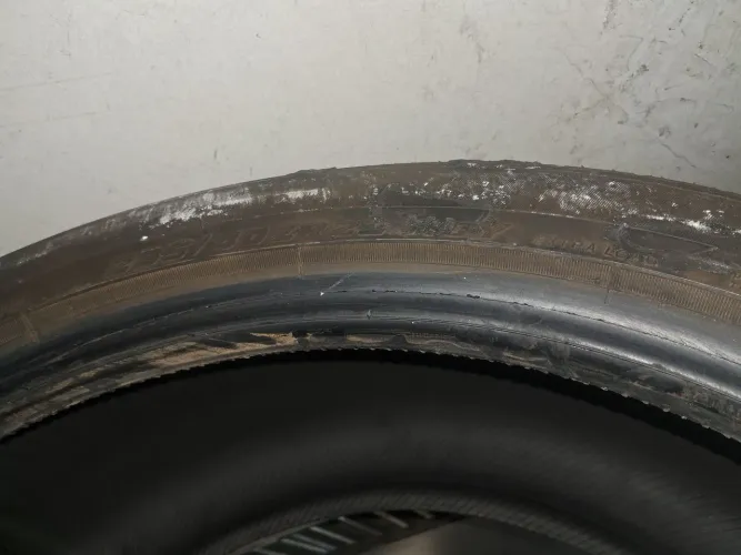 PNEU YOKOHAMA ADVAN V35 285/40 R22 110V NC0 (ORIGINAL