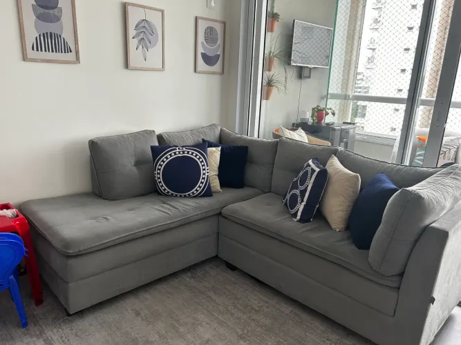 Sofá konfort house cinza em L 5 lugares