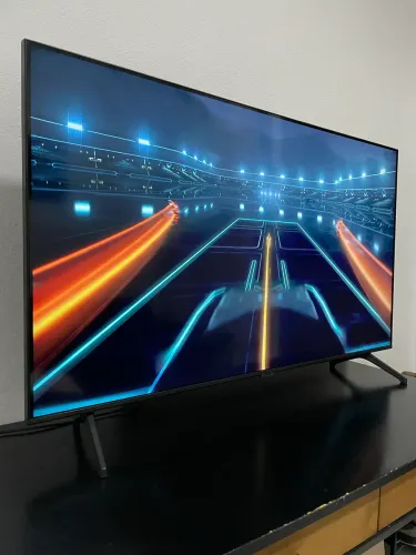 Smart TV Samsung 50" Crystal UHD 4K (Model TU7000) - Excelente Estado