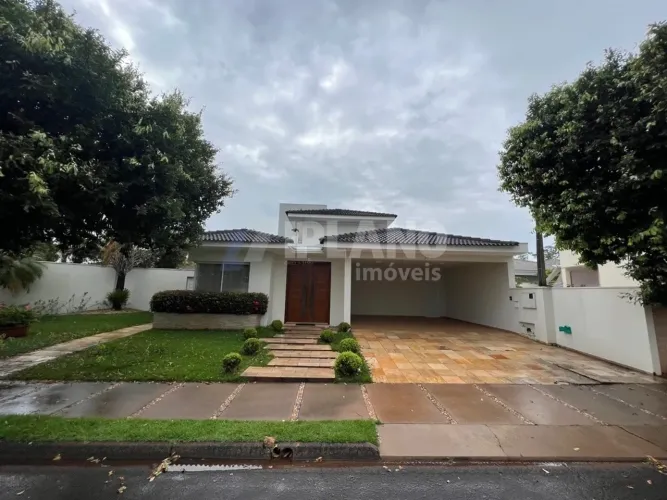 Locação de Casas / Sobrado Condomínio na cidade de São Carlos