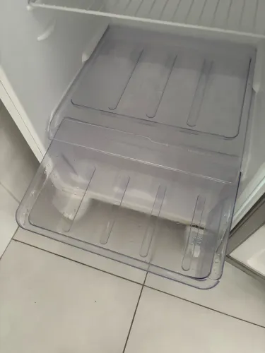 VENDO GELADEIRA ELECTROLUX 240L