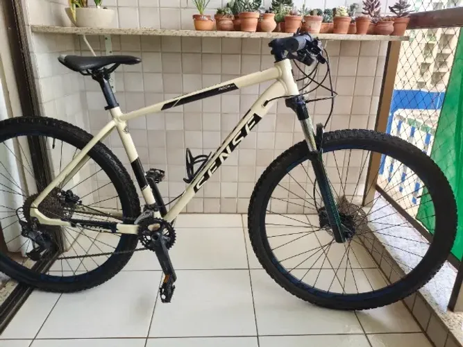 Bicicleta Sense Rock Evo + Brindes
