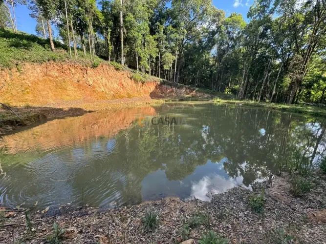 CHÁCARA FORMADA, 500m ESTRADA DE CHÃO, VISTA PARA SERRA DE SÃO LUIZ DO PURUNÃ