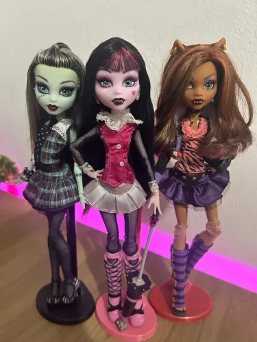 bonecas monster high Draculaura, Frankie e Clawdeen TROCA