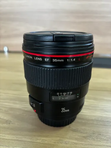 Canon EF 35mm f/1.4L USM