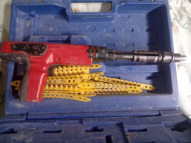 Fixador a pólvora, finca pino profissional