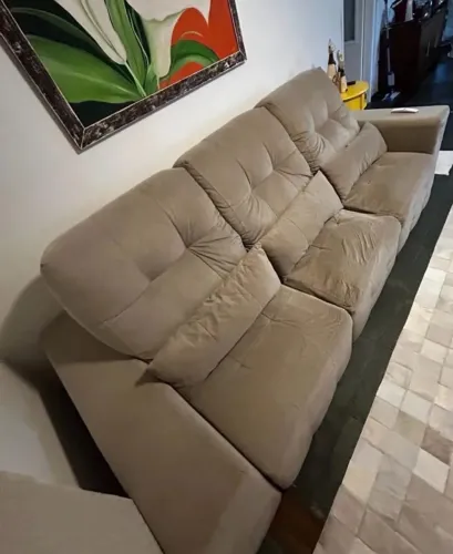Vendo sofá retrátil e inclinável
