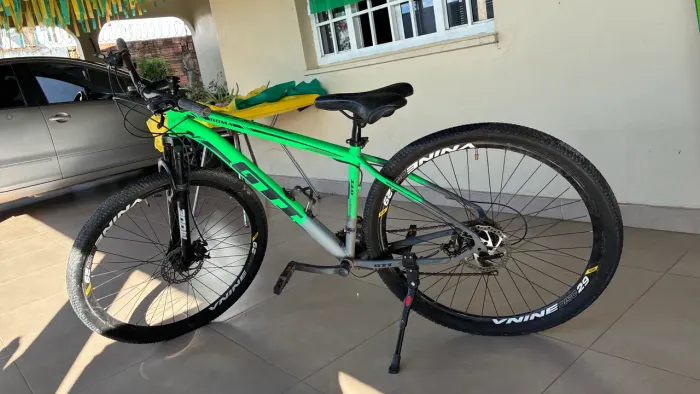 Bicicleta GTI aro 29 em perfeito! Pouco tempo de uso