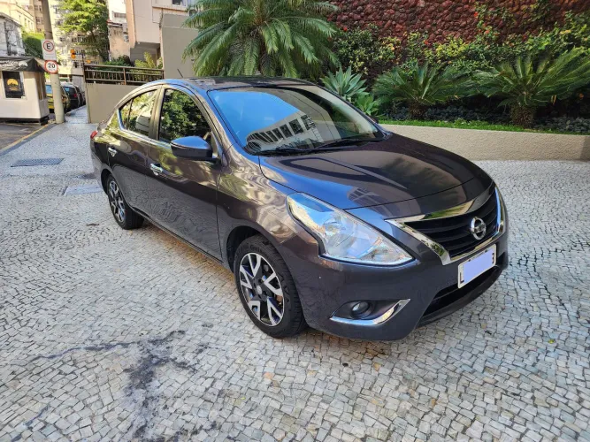Nissan Versa SL 1.6 16V Flexstart 4P Mec. 2016
