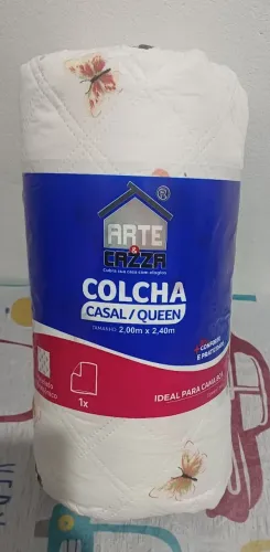 Colcha casal Queen tamanho 2,20 por 2,40 cor branca nova