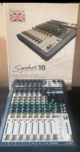 Mesa de Som Soundcraft