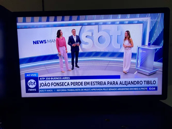 TV LG 32 - Smart 32LM621CBSB - Completa com 2 controles