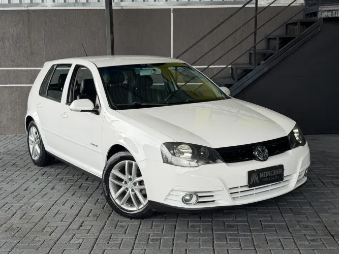 Volkswagen Golf Sportline 1.6 MI Total Flex 8V 4P 2011
