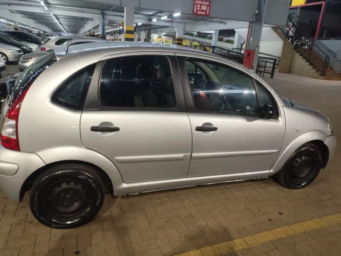 Citroen C3 GLX 1.4/ GLX Sonora 1.4 Flex 8V 5P 2010