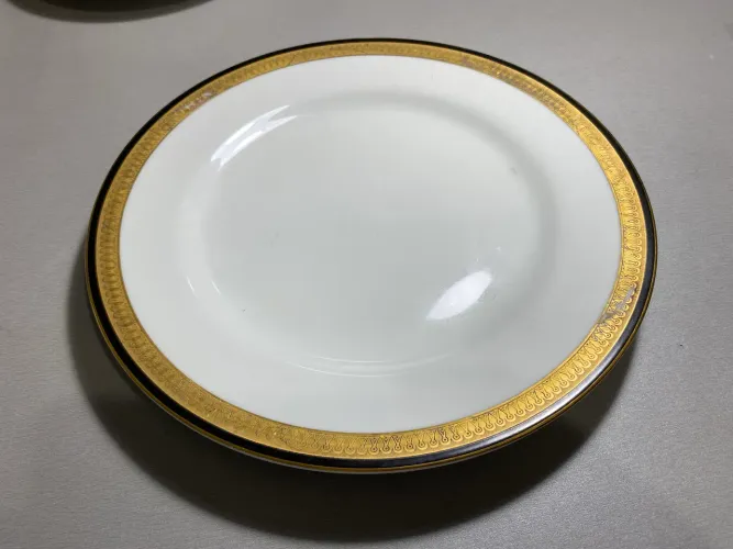 Prato decorativo, porcelana Schmidt série ouro