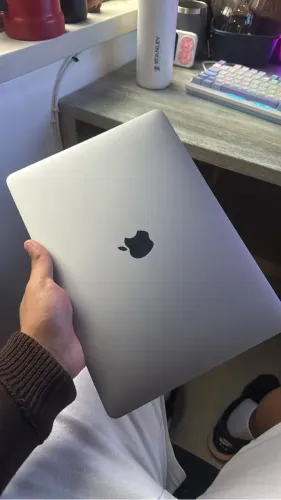 MACBOOK M1 AIR
