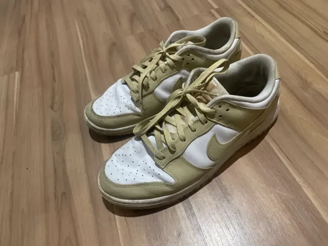 Tenis Nike Dunk Low branco e bege tamanho 43 pouco usado 