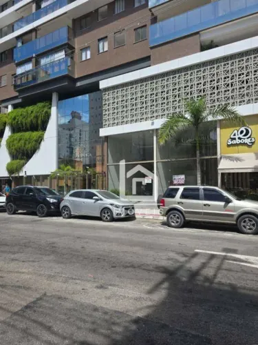 Maravilhosa loja na Praia da Costa, com 40 m²