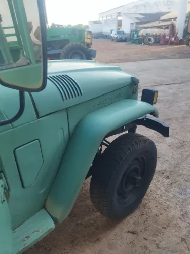 Toyota Band.Picape CD 2P Chassi Longo Diesel 1989