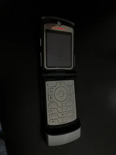 Celular V3i