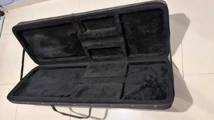 Case / mala para instrumento musical Contra Baixo