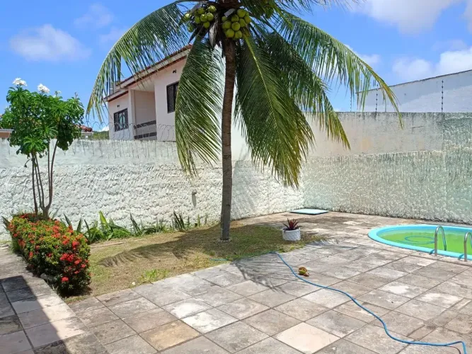 CASA PARA LOCAÇÃO NO CONJUNTO PONTA NEGRA. 2.900