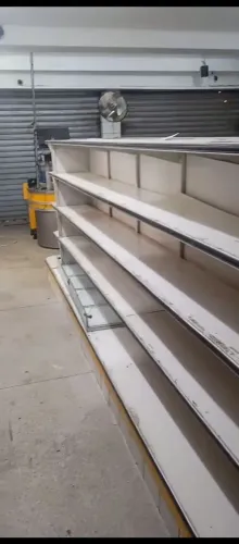 Prateleira de mercado