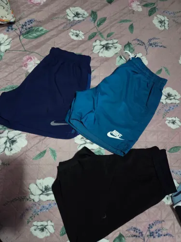 Roupas de Nike e adidas original