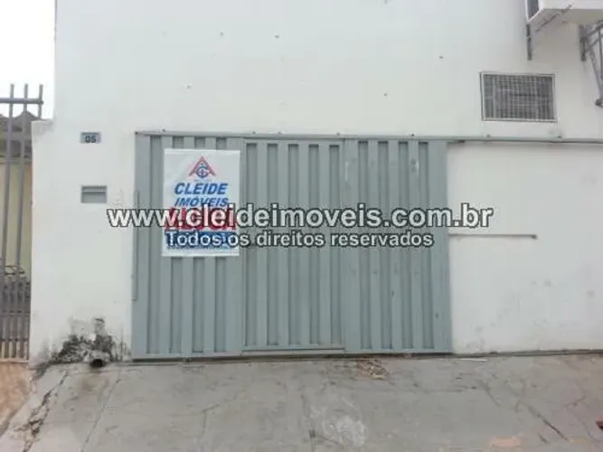 Casa com 2 dormitórios para alugar, 55 m² por R$ 1.561,54/mês - Jardim Europa - Cuiabá/MT