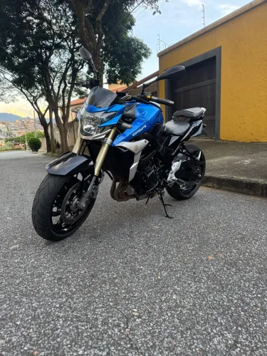 Suzuki GSR 750 A 2015
