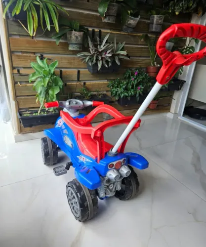 Carrinho de Passeio Infantil Cross Legacy - com Pedal com Empurrador Calesita